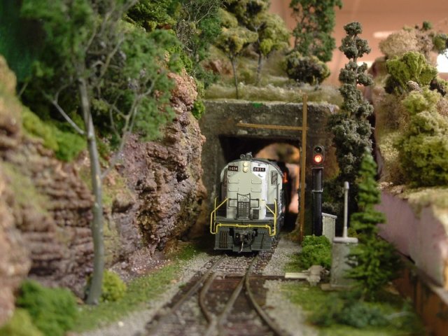 westofwestendtunnel.jpg